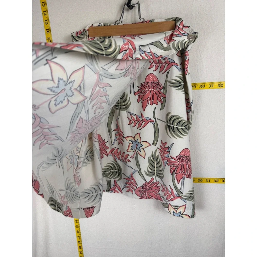 100% Silk Wrap Skirt Large Tropical Ivory Floral Summer Vacation Chic Resort